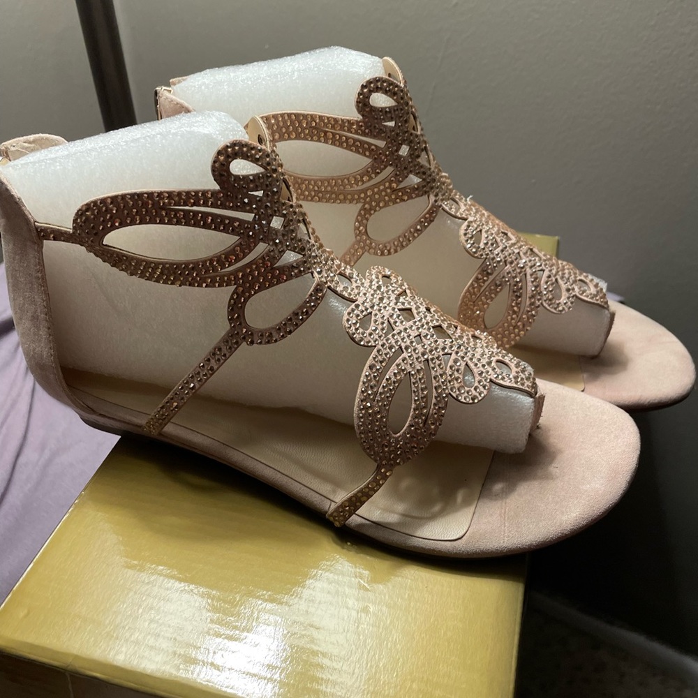 Sassy blush sandal yet dressy in size 6M made by Thalia Sodi purchased at Macy*s